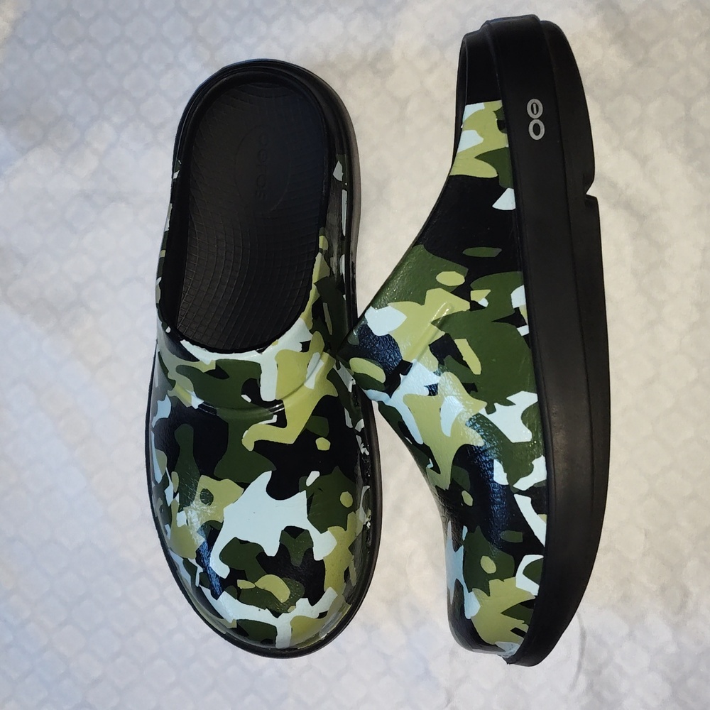 OOFOS OOClog